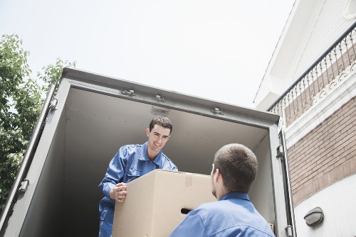 Removal van and packing support for a local Clapton home move